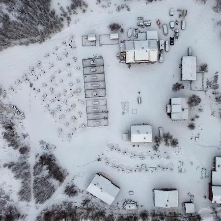 / Huskyfarm