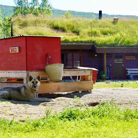 / Huskyfarm
